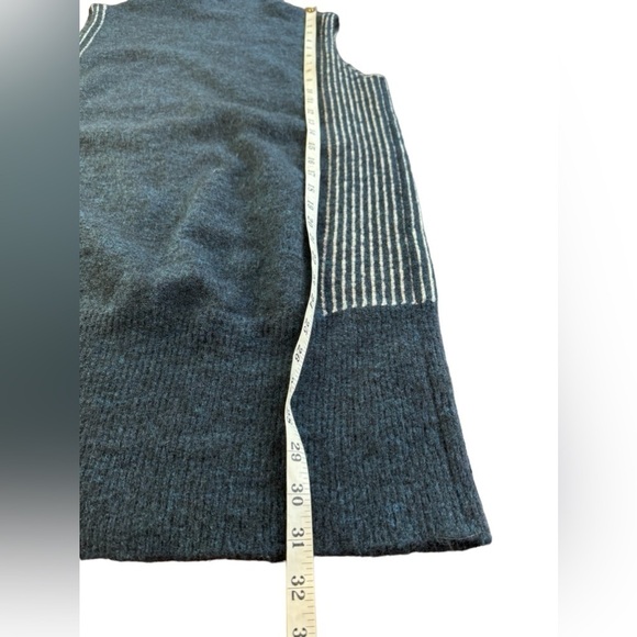 TSESAY by TSE Wool Blend Blue Sleeveless Tunic Sweater Women's Size Medium - Picture 7 of 9